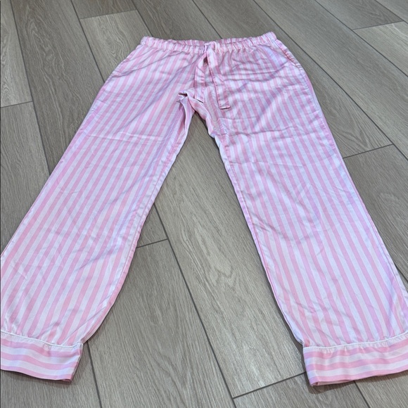 Y2K Classic Victorias Secret Pink & White Satin Pajama Set Sz S Loungewear - Picture 9 of 13